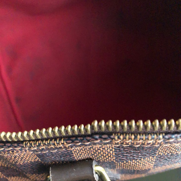 Louis Vuitton Damier Ebene Speedy 30 bag - Picture 14 of 15